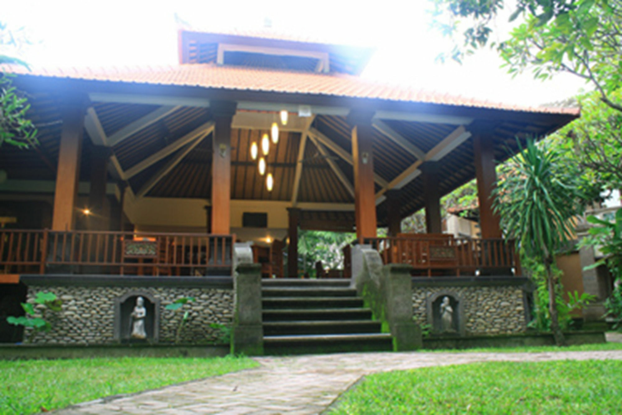 Jepun Bali Hotel Кута Экстерьер фото